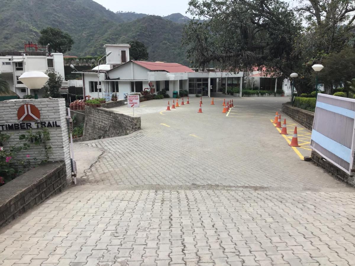 Timber Trail Base Resort - At The Foothills Of Adventure Parwanoo Exterior photo